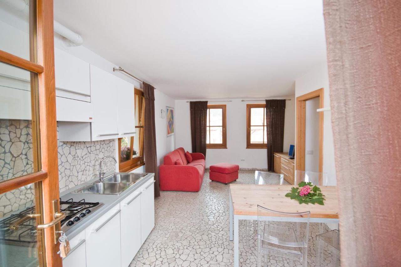 Hotel Martinelli Ronzo-Chienis Extérieur photo